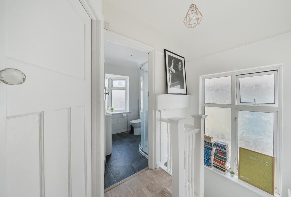 1315305-8-685976f...