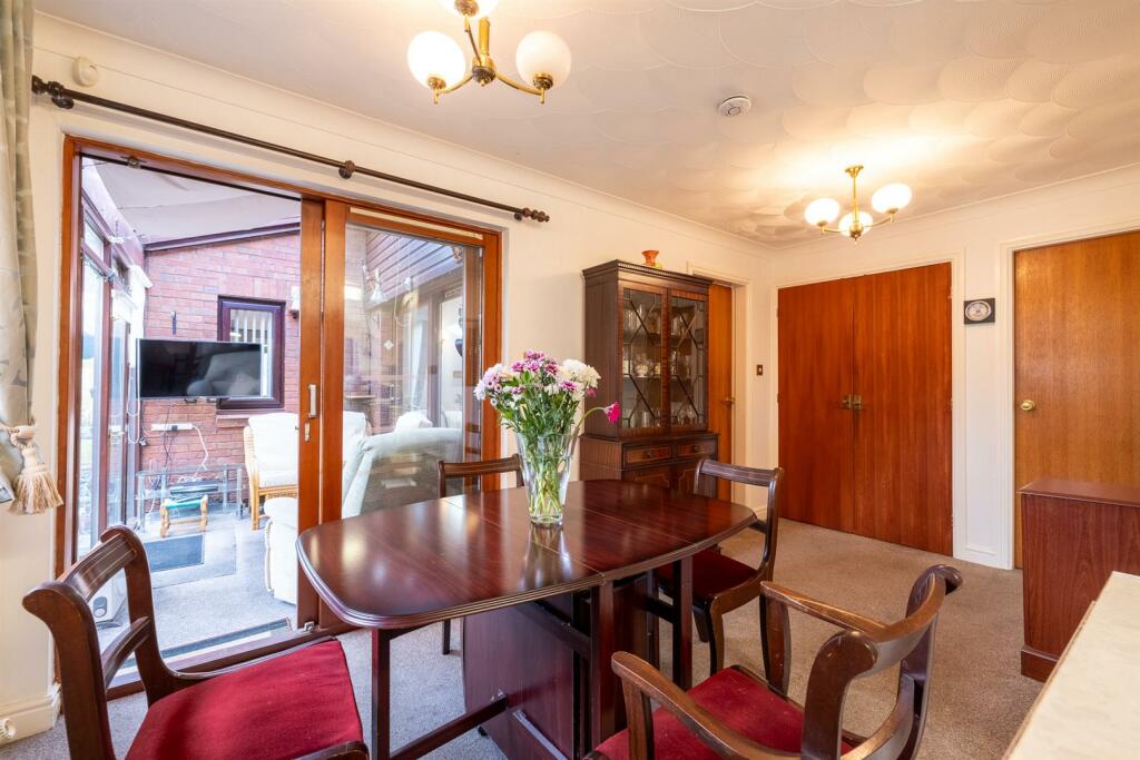 2 Glendale Grove-23.jpg