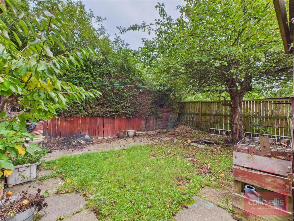 CAM05075G0-PR0216-STILL016.jpg