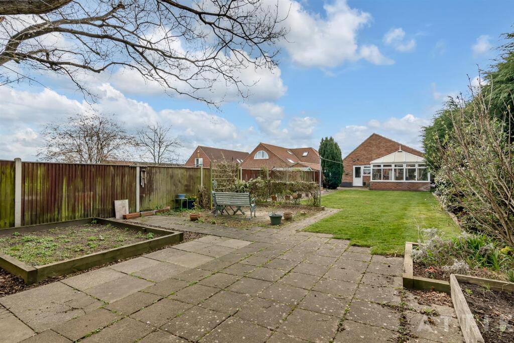 80 Reepham Road, Norwich, NR6 5LT (6).jpg