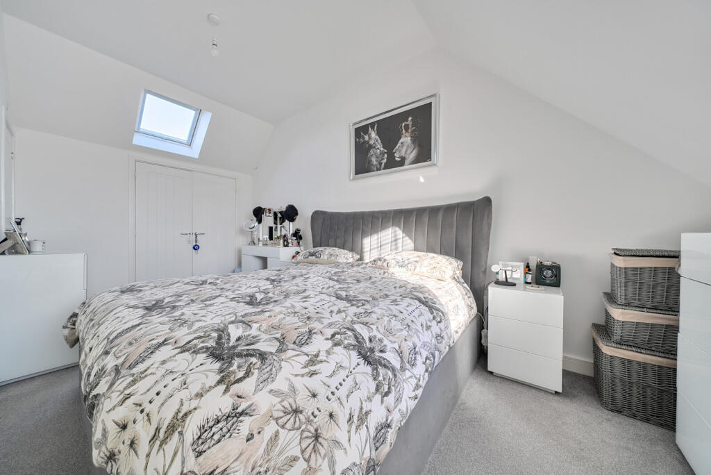 1384989-9-69270d1...