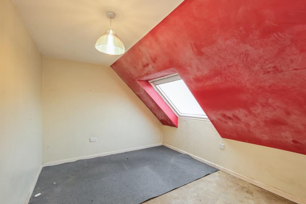 Flat 68, Quartercroft, Pyramid Close, Weston Favell, Northampton, NN3 8DP