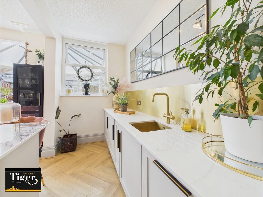 CAM03440G0-PR0311...