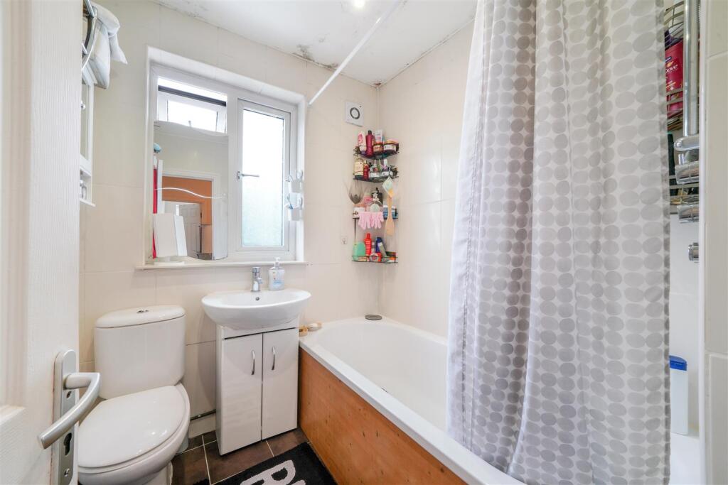 17 Horsenden Avenue - ygBqIyv1jK1oVxBfeD5h.jpg