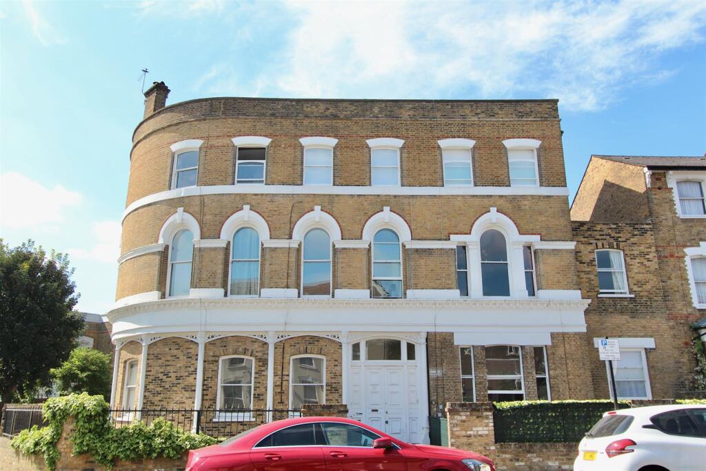 Amhurst Road, N16