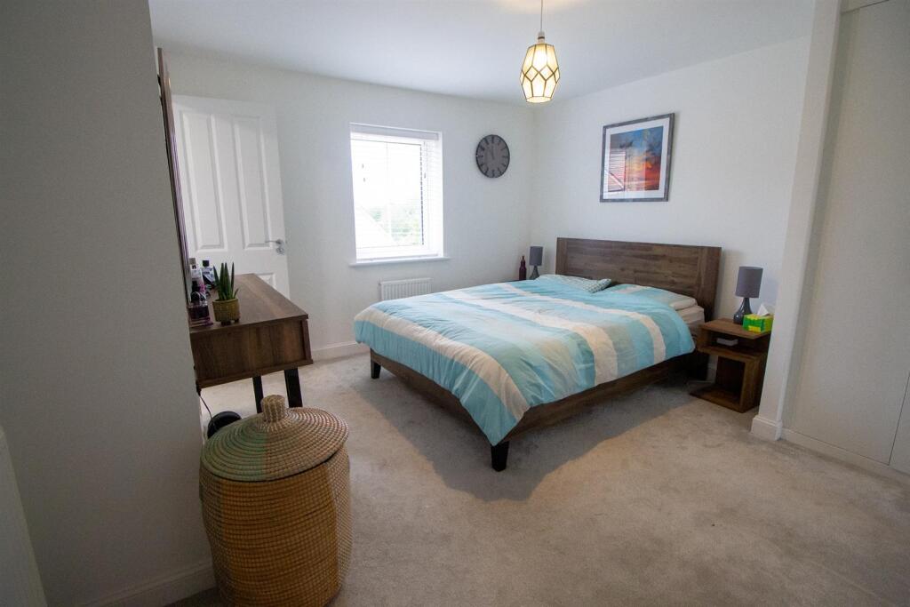 7 Clementina C - Master Bedroom-3.jpg