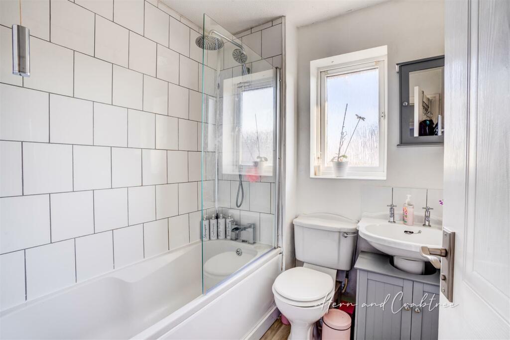 Hind Close, Pengam Green, HernCrabtree (16).jpg