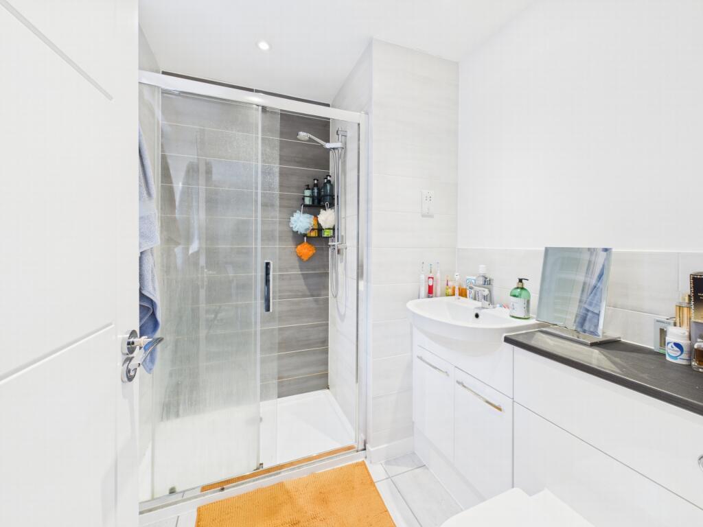 en-suite 2