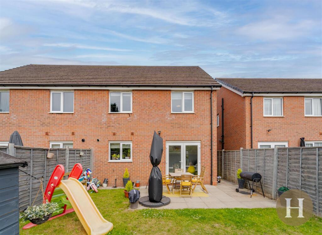 Hadleigh Estate Agents-31.jpg