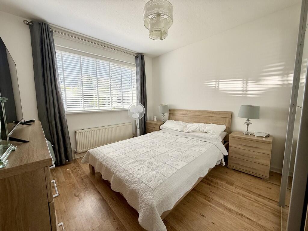 ROTHERHAMTOLETBED...