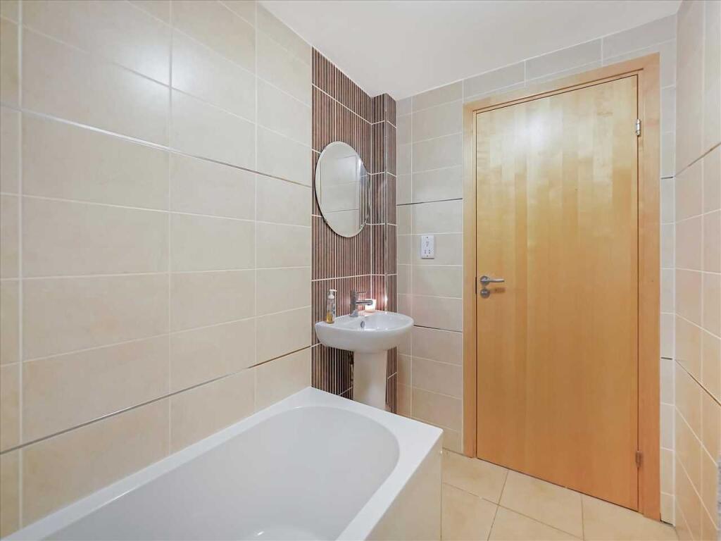 Bathroom (2)
