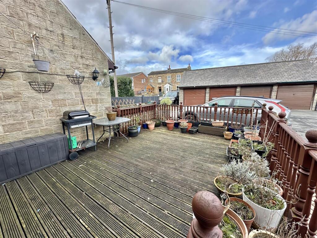 Bramleys - Savile Court - Mirfield (19).jpg