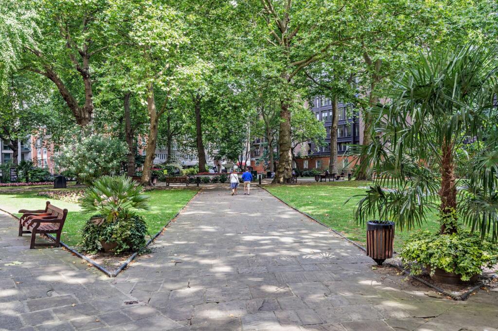 St John's Gardens