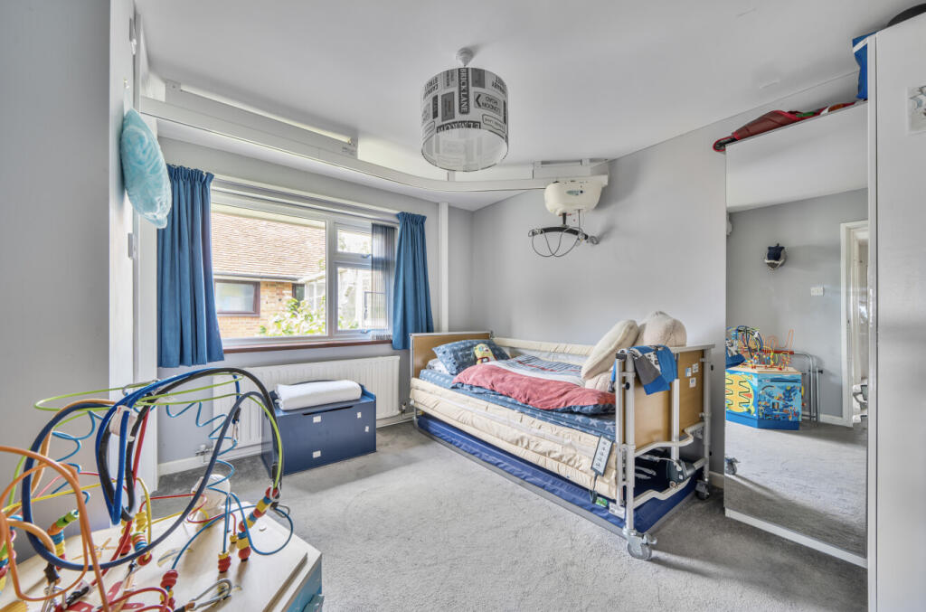 1313836-20-685989...