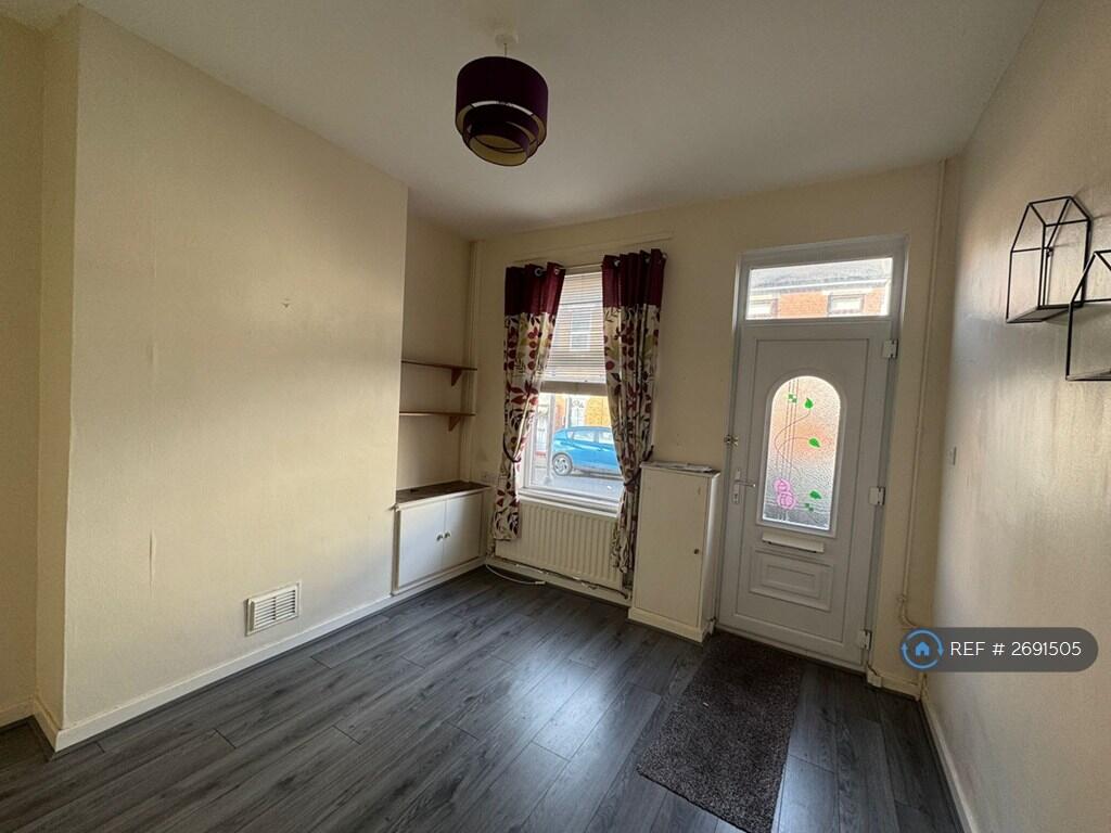 Front Sitting Room