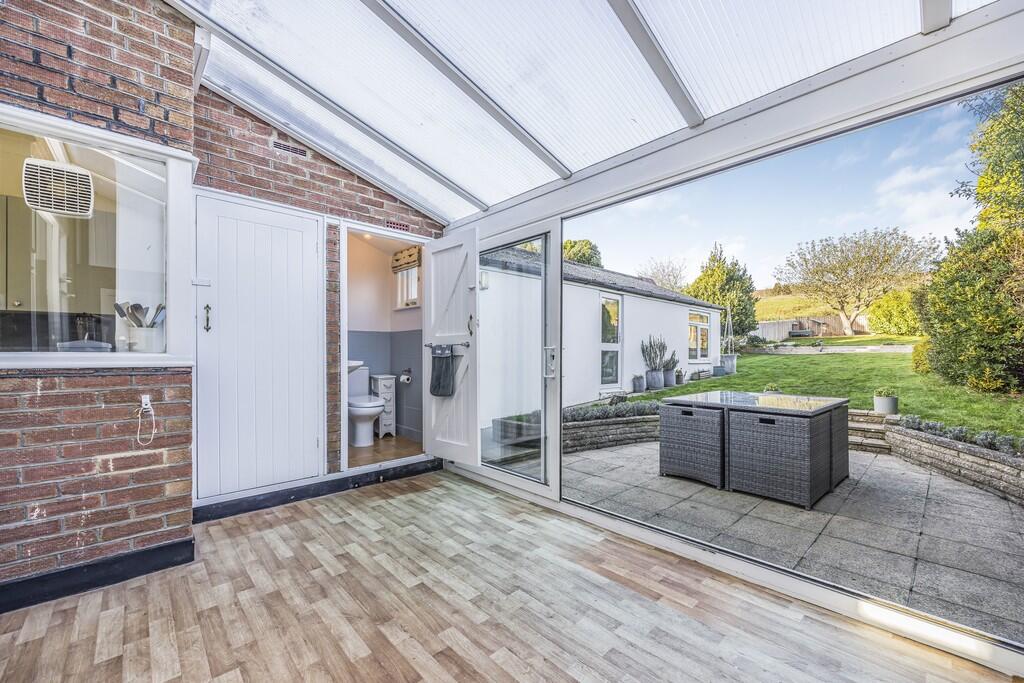 13 Grant Road, Fa...