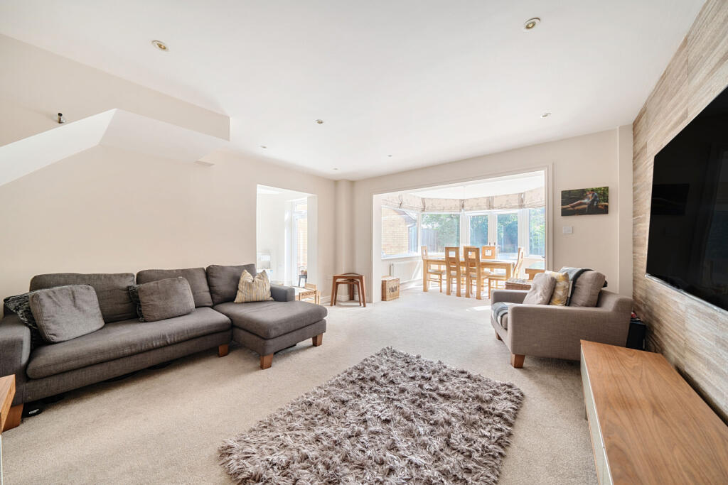 1294126-5-6837353...