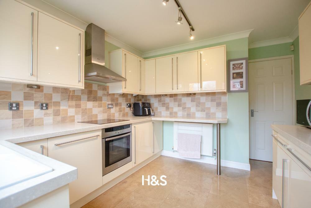 20 thornton road kitchen.jpg