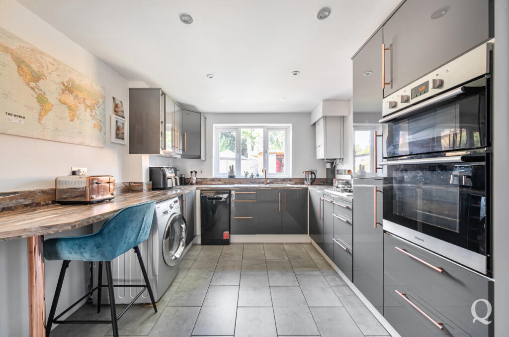 9e5da2ea-5944-4c3...