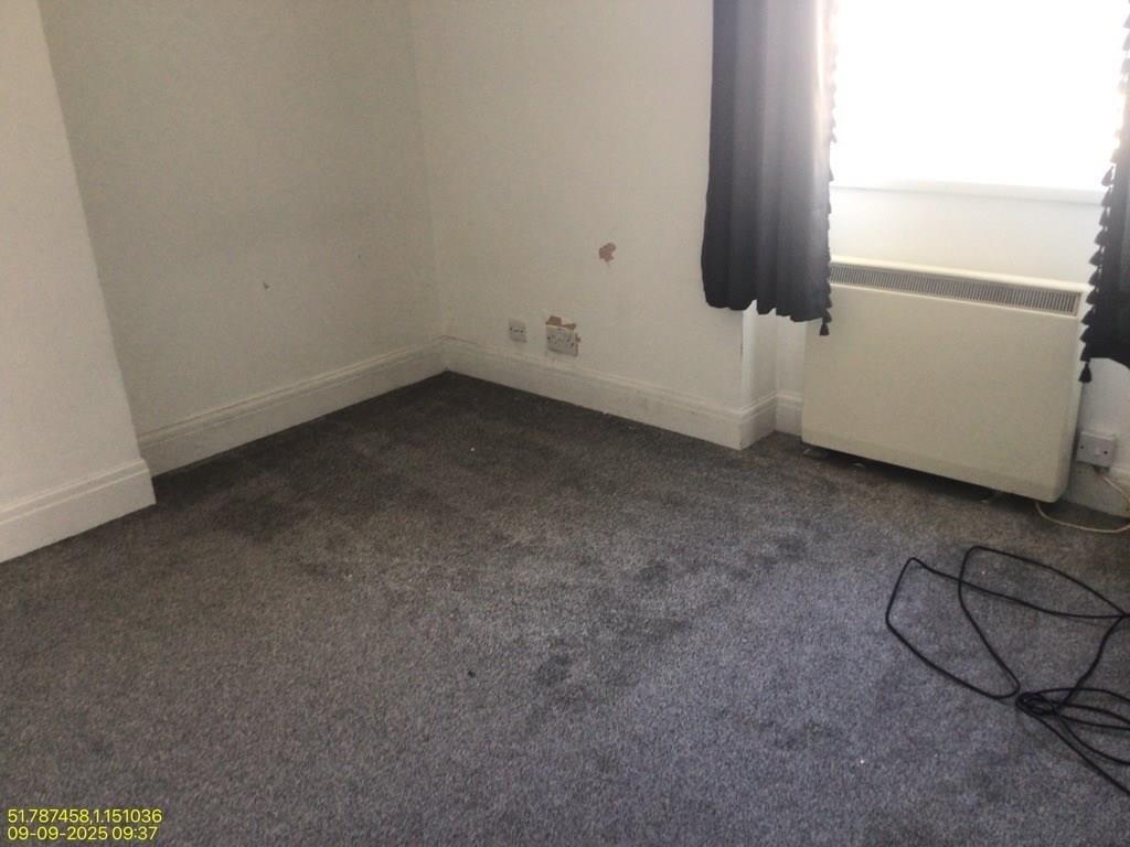 Photo Pack File - Version 1 (8)_Page_10_Image_0001