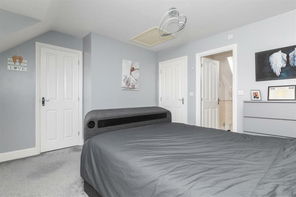 Principal Bedroom