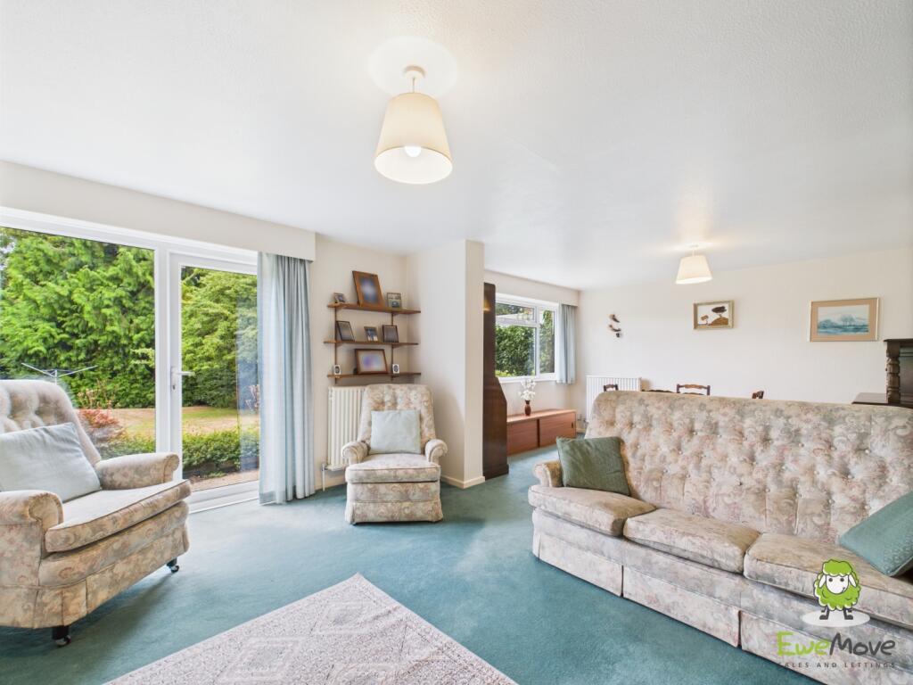 EweMove Estate Agents Basingstoke - Coniston Road 