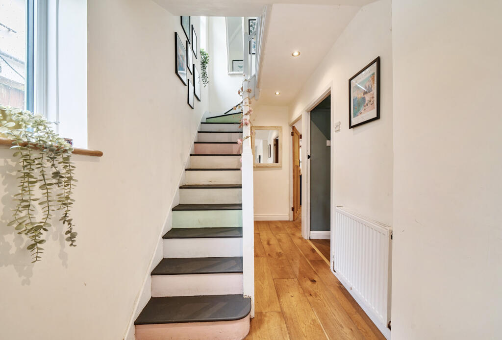 Stairs/Hallway