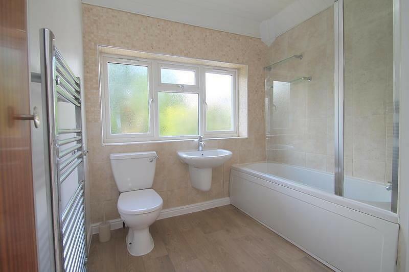 Bathroom 10