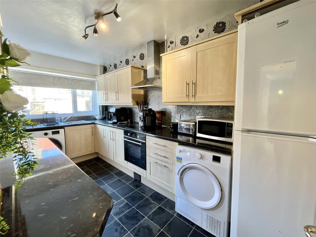 Breakfasting Kitchen