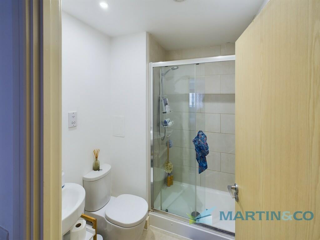 CAM02145G0-PR0031...