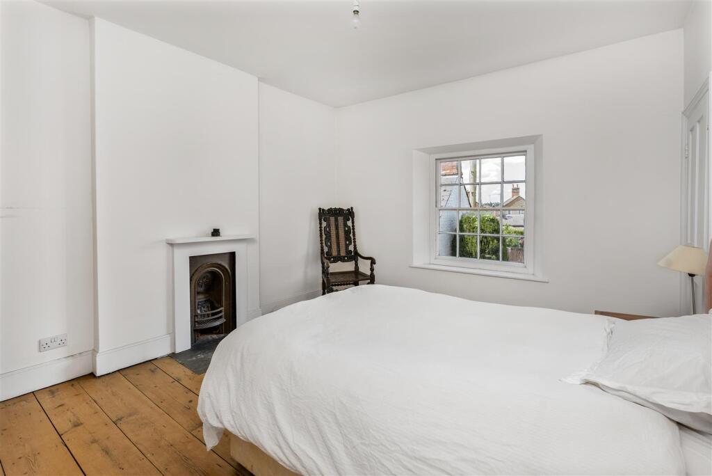 16 High Street, Bodicote-20.jpg