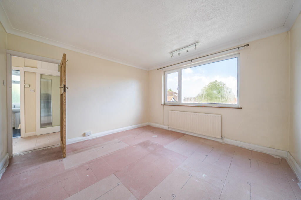 1319494-7-686b907...