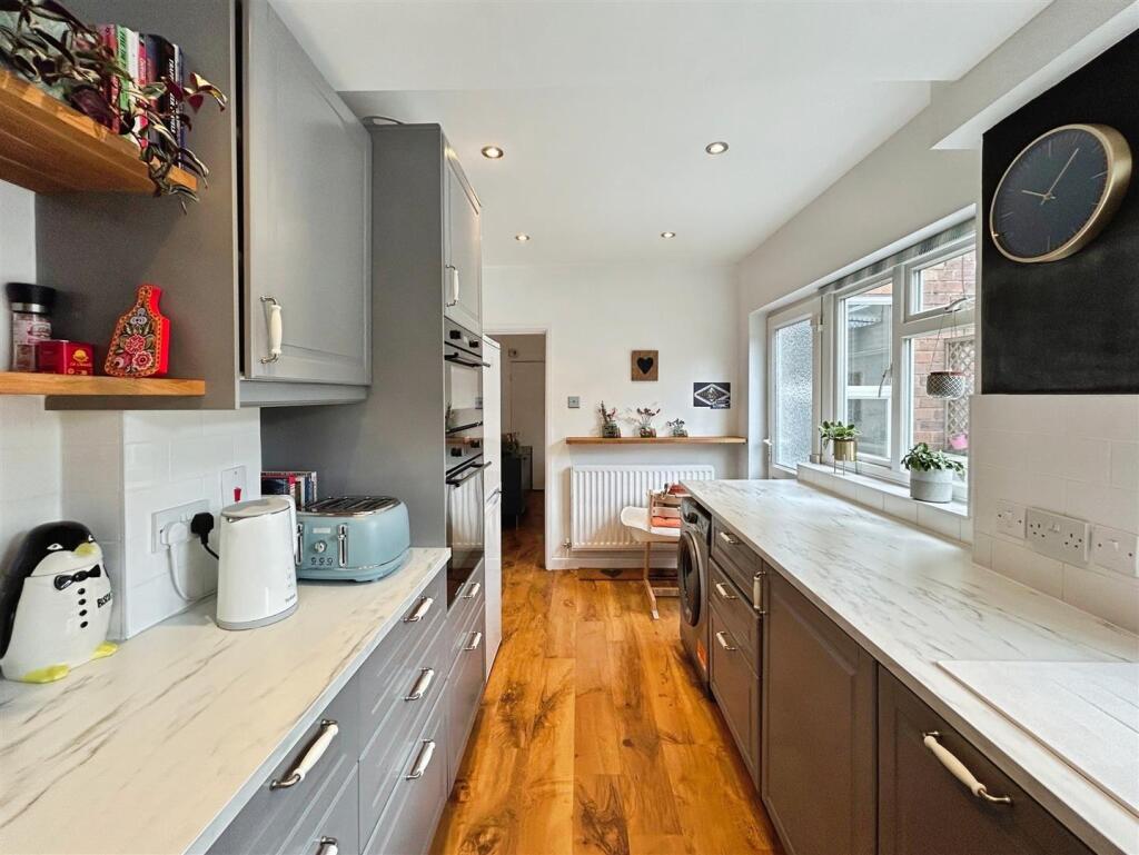 d431acdc-E-4007-B2FE-4BAA10BC479E-2300-000000E7B83