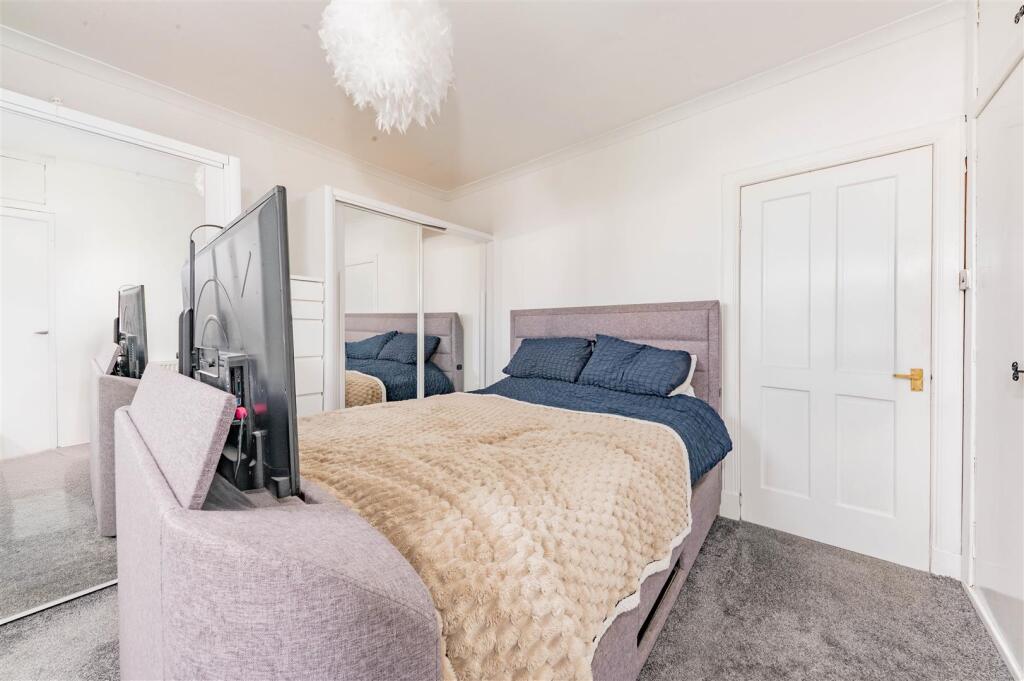 7 James Street Carnoustie-10.JPG