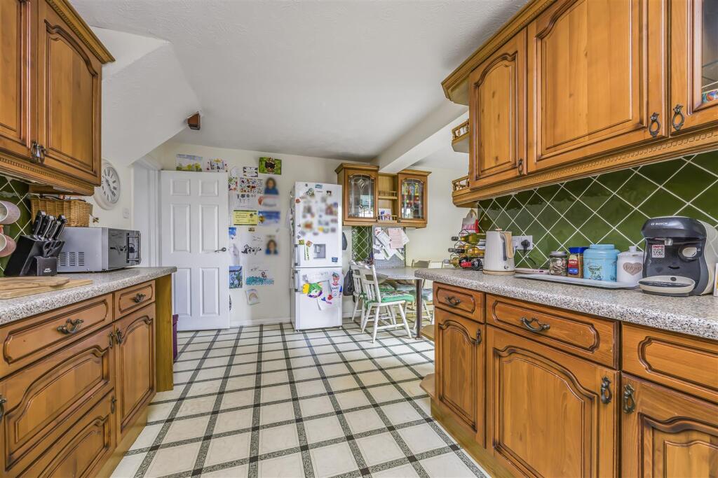 6 Mallow Close, Purbrook-PorticoMarketing-Nexa-28.