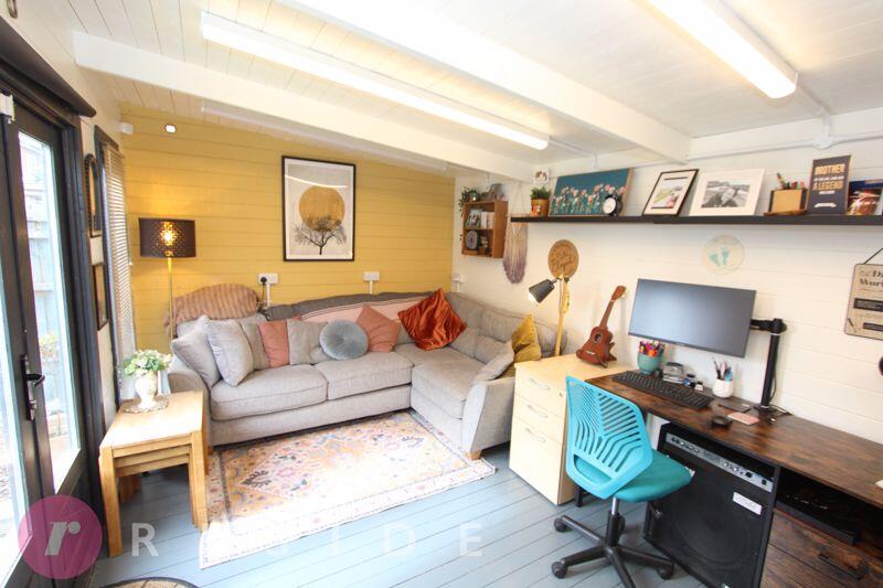 Summerhouse/Workshop