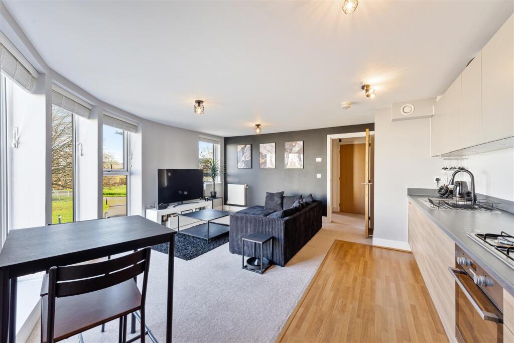 Open Plan Living/Kitchen