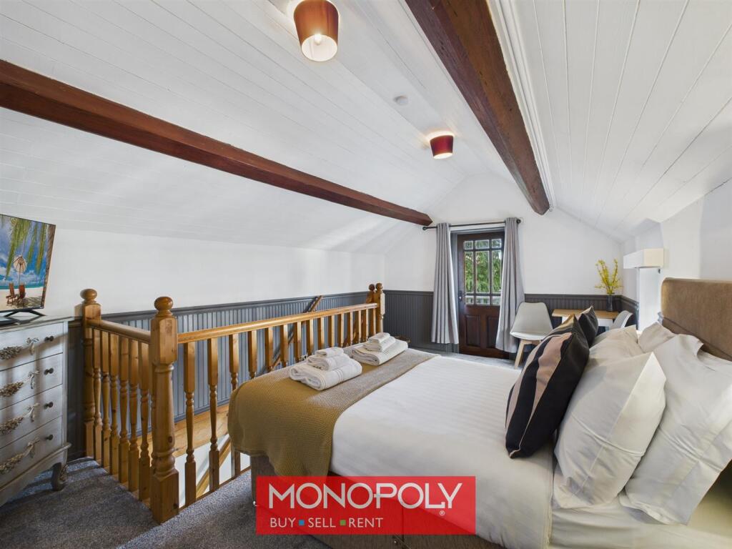 The Stables First Floor