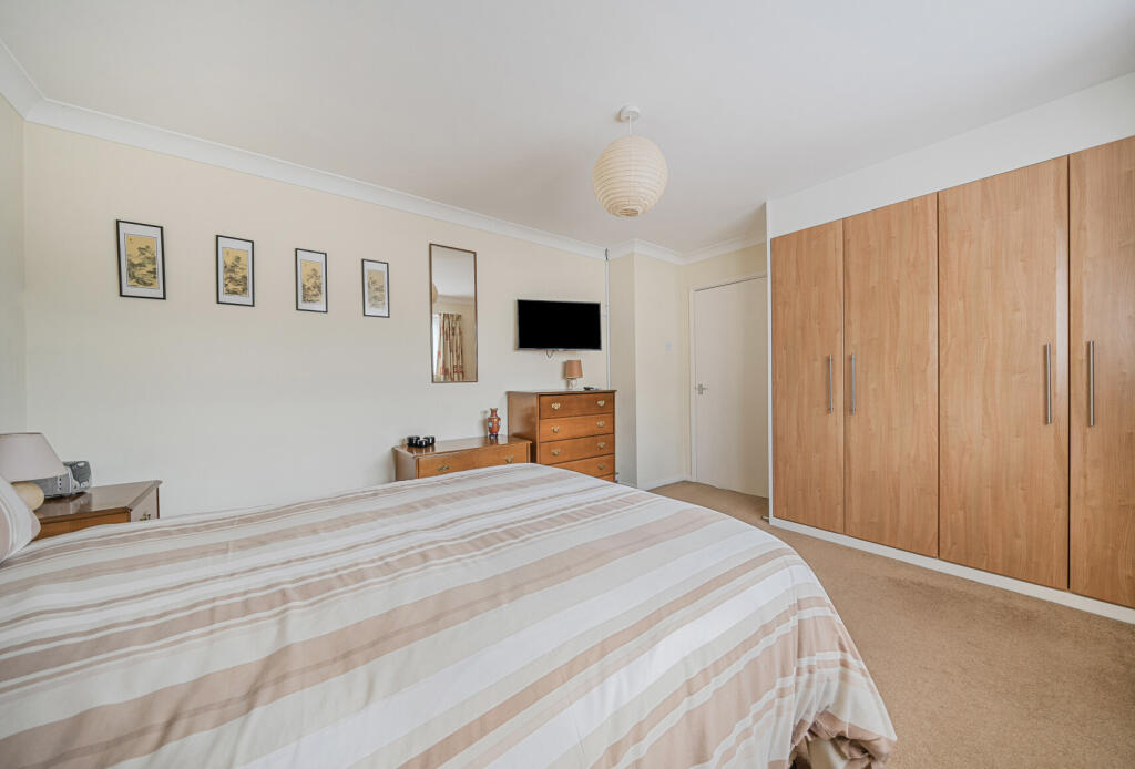 1346690-9-68b5cae...