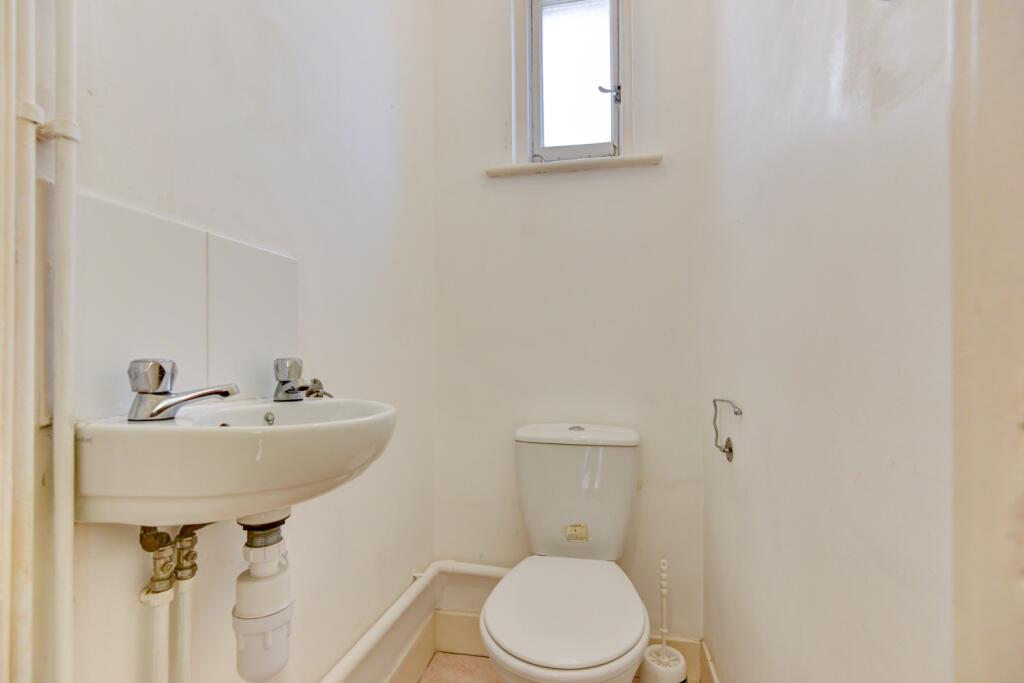 4 Coronation Street WC