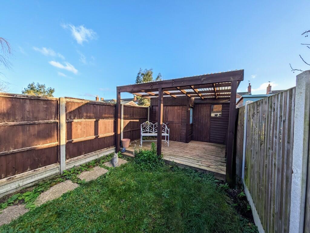 Garden shed and p...