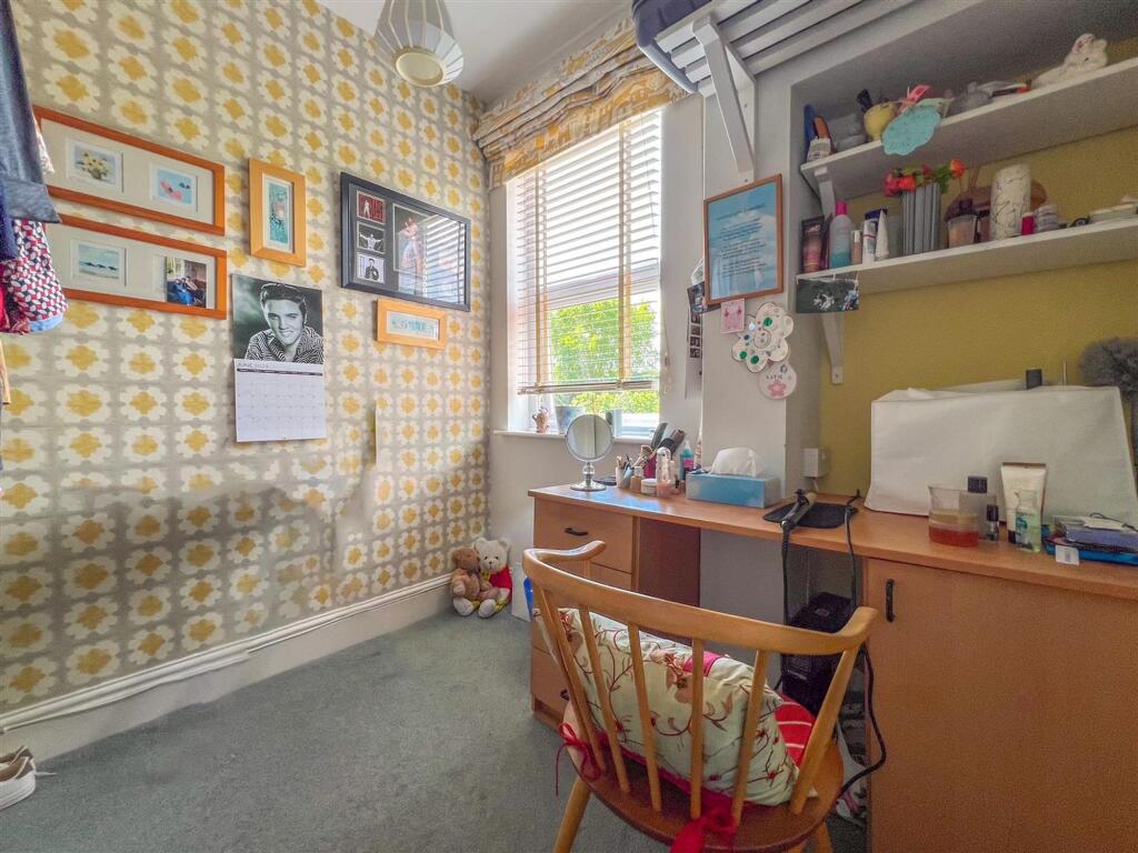 Manor Park Road - Image-8.jpg