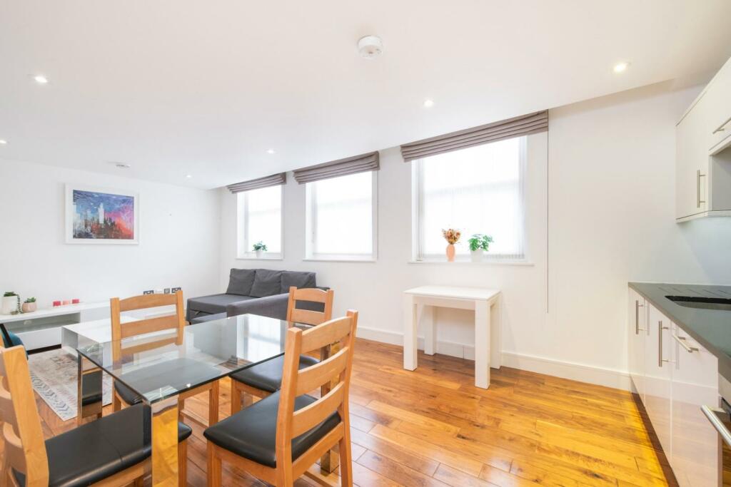 KITCHEN 4.jpg