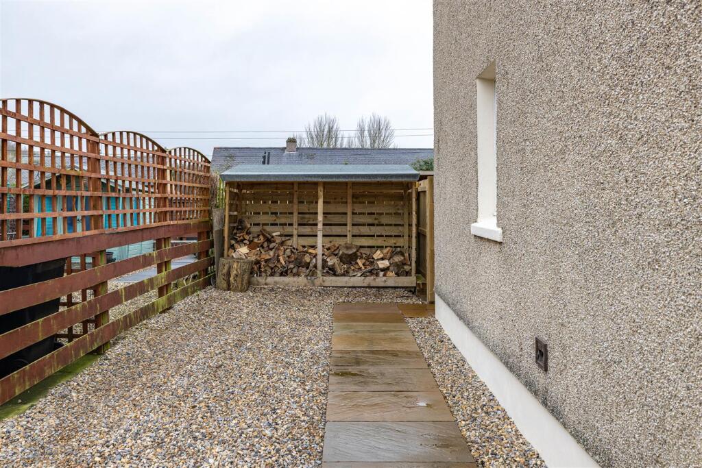 11 Scott Crescent Hawick 43.JPG