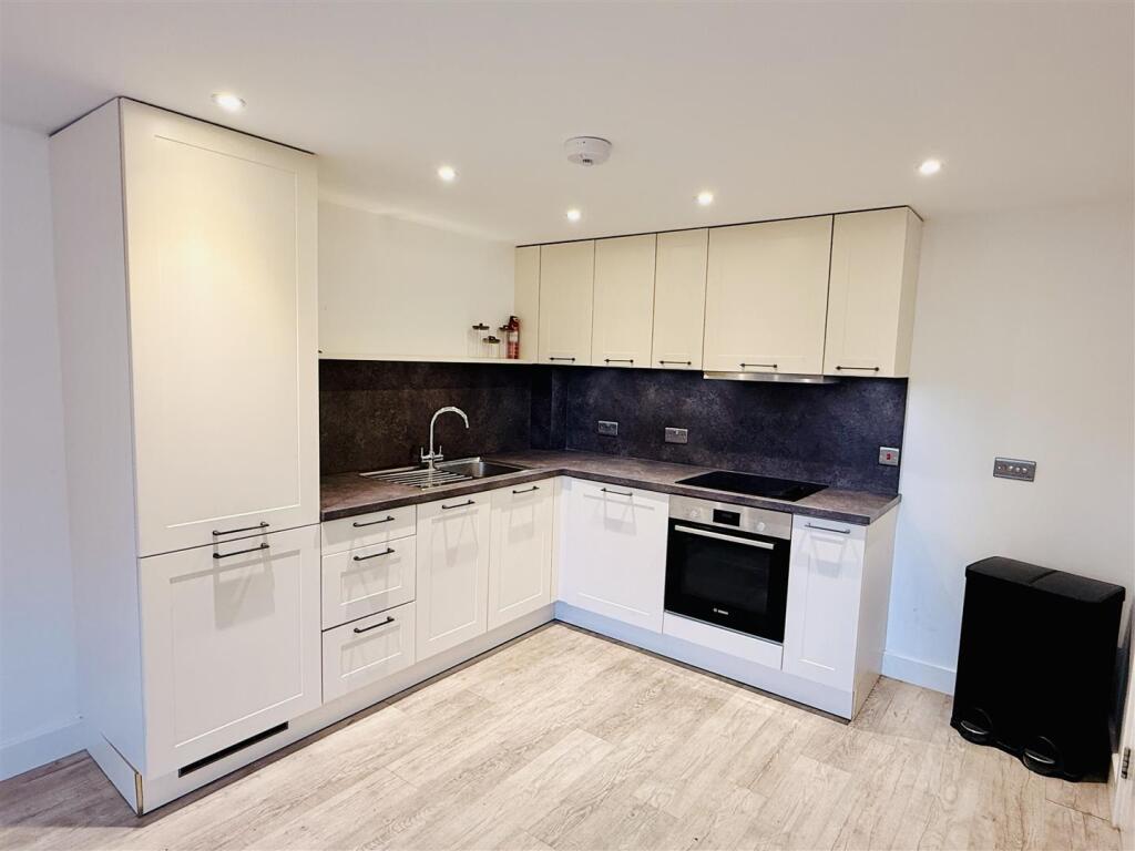 Photo 08-10-2025, 16 47 59.jpg