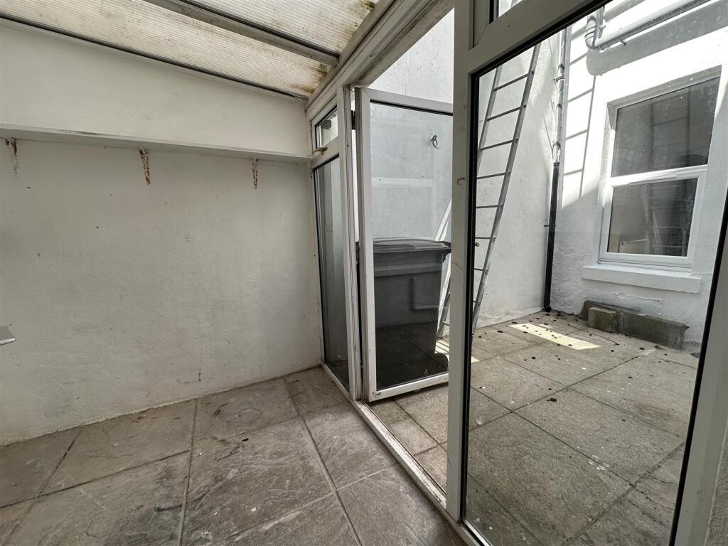 Rear Sun Room.jpeg