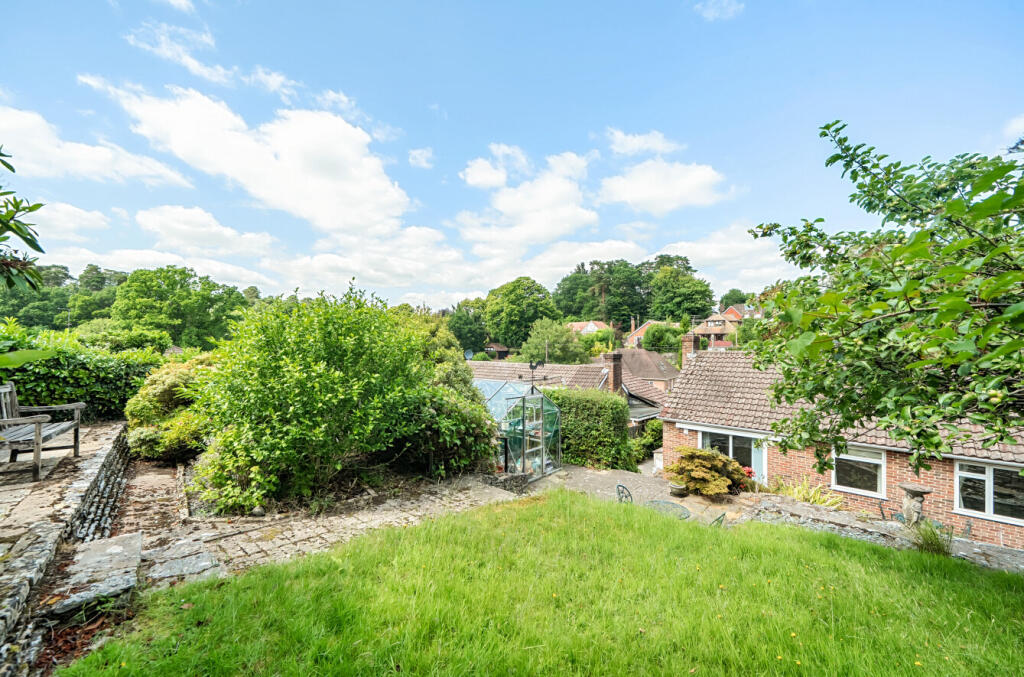 1309766-6-68501df...