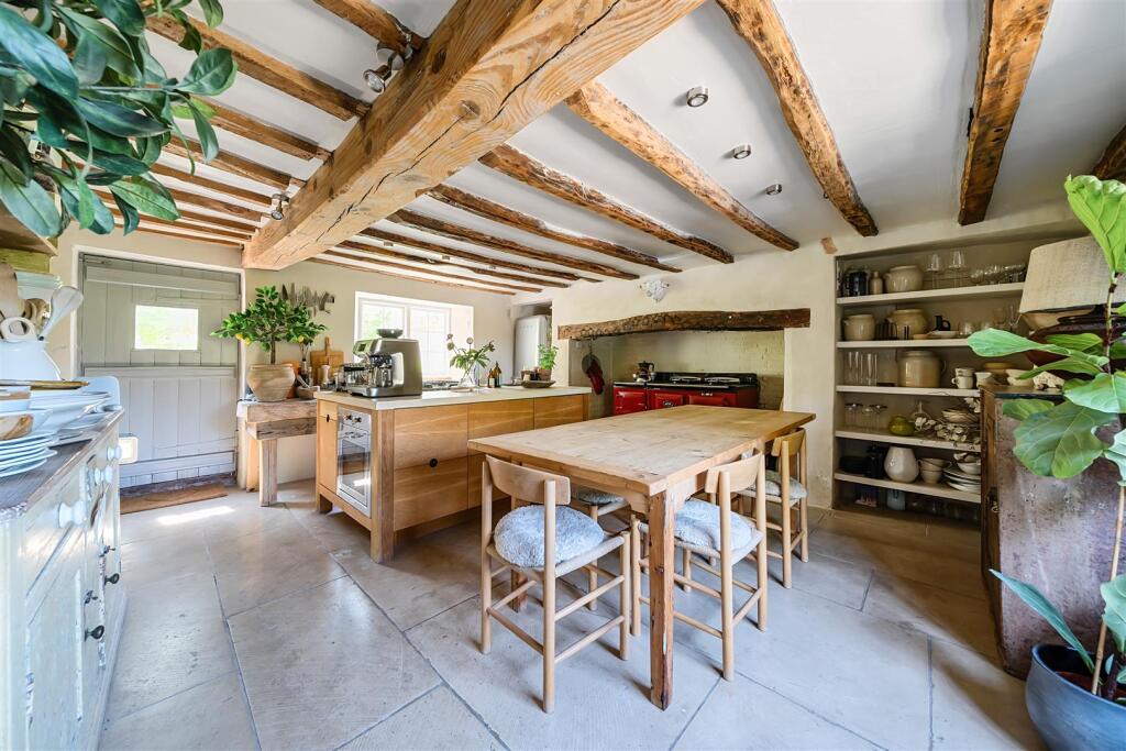 Kitchen/Breakfast Room