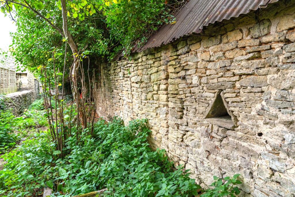 Derelict Barn rear