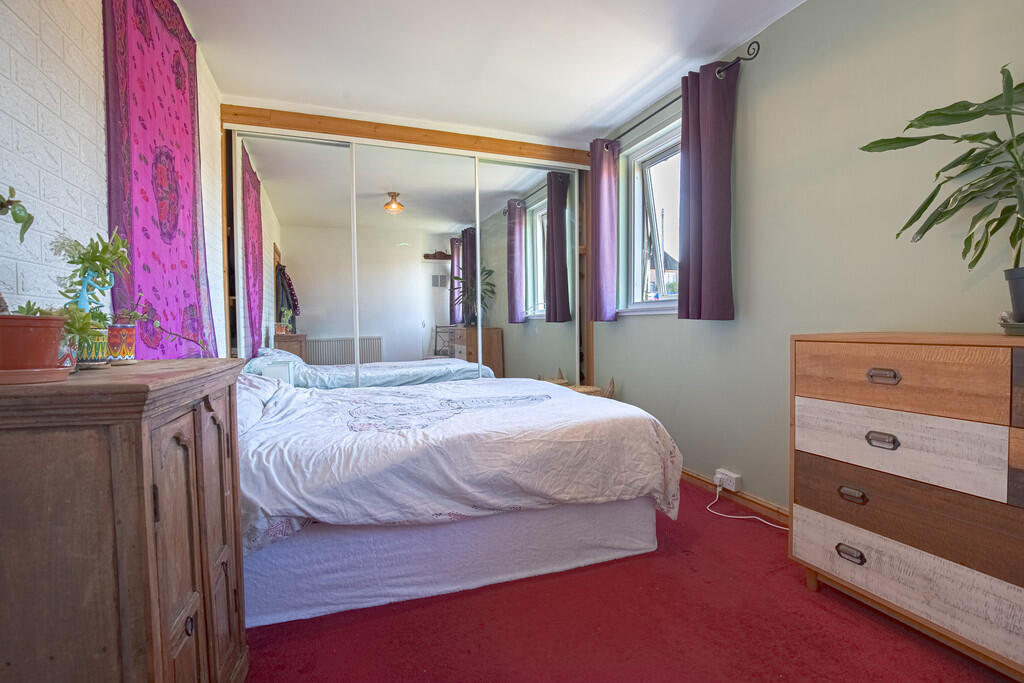 MasterBedroomAngl...